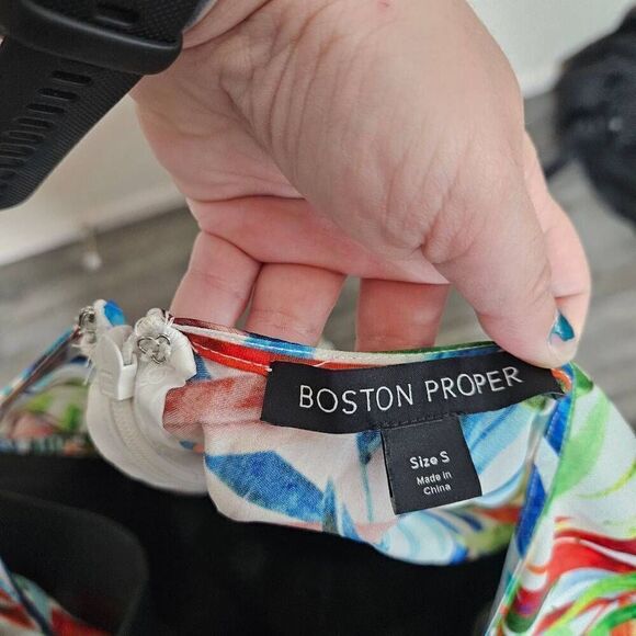 Boston Proper Tropical Long Sleeved Dress - Picture 8 of 8